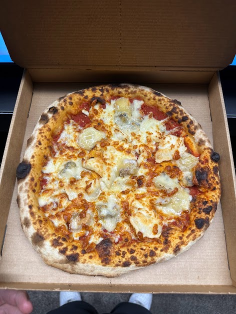 Distributeur de pizza Pio à Limas (Rhône 69)