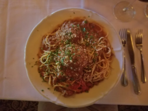 Golf Course «Copper Creek Golf Course», reviews and photos, 27925 Golf Pointe Blvd, Farmington Hills, MI 48331, USA