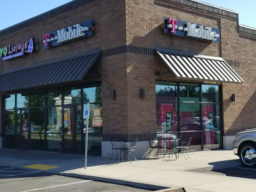 T-Mobile, 7710 NE 5th Ave #116, Vancouver, WA 98665, USA, 