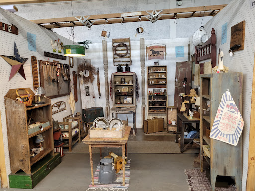 Flea Market «The Slatington Marketplace», reviews and photos, 8281 PA-873, Slatington, PA 18080, USA