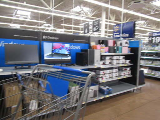 Department Store «Walmart Supercenter», reviews and photos, 415 34th St N, Dilworth, MN 56529, USA