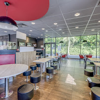 Atmosphère du Restaurant KFC Biganos - n°14