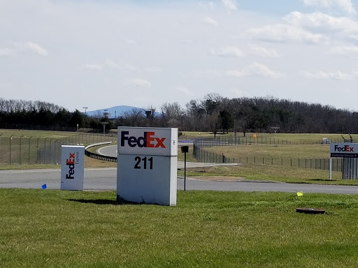 Shipping and Mailing Service «FedEx Ship Center», reviews and photos, 211 Victory Rd, Winchester, VA 22602, USA