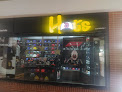 Flat cap stores Caracas