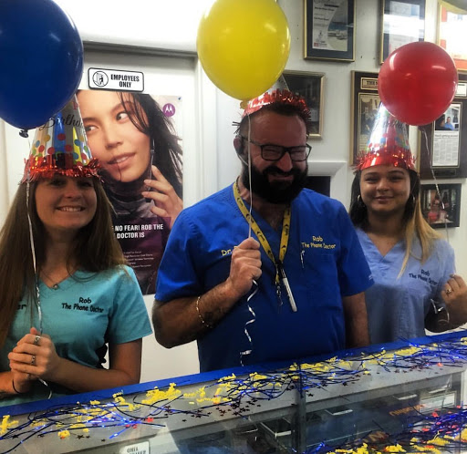 Phone Repair Service «Rob the Phone Doctor», reviews and photos, 3916 S Cleveland Ave, Fort Myers, FL 33901, USA