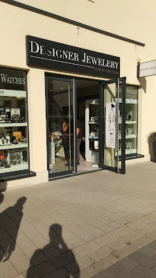 Dyrberg / Kern à Roppenheim