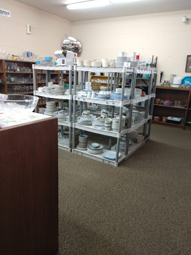 Thrift Store «Hilltoppers Inc Thrift Store», reviews and photos, 154 E 1st St, Crossville, TN 38555, USA