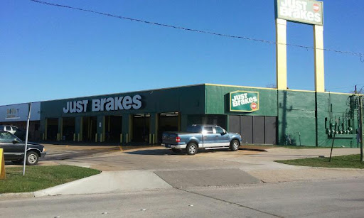 Brake Shop «Just Brakes #89», reviews and photos, 11950 Perry Rd, Houston, TX 77064, USA