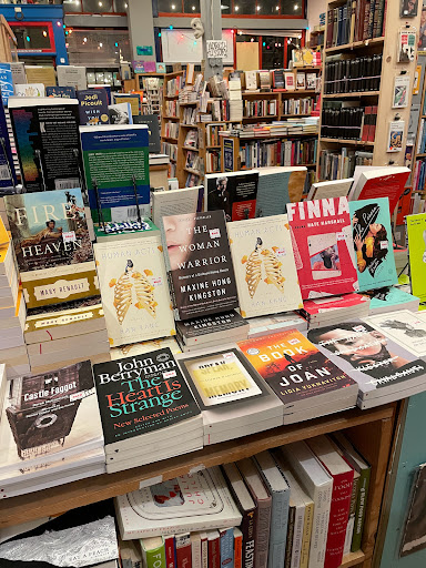 Book Store «Dog Eared Books», reviews and photos, 900 Valencia St, San Francisco, CA 94110, USA