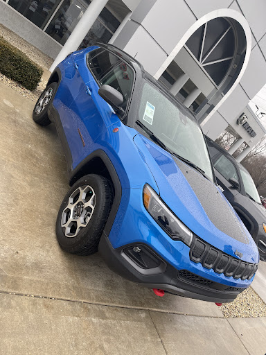 Car Dealer «Palmen Motors Dodge Chrysler Jeep Ram», reviews and photos, 5431 75th St, Kenosha, WI 53142, USA