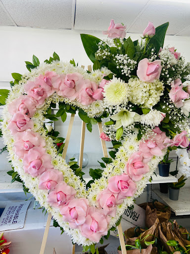 Florist «Florals by Ana», reviews and photos, 4408 E Rosecrans Ave, Compton, CA 90221, USA
