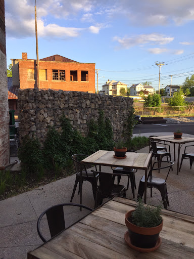 Black Sheep Coffee, 217 S Liberty St #104b, Harrisonburg, VA 22801, USA, 