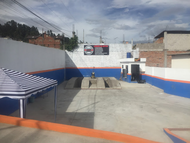 Opiniones de Pro Wash lavado profesional de autos en Quito - Servicio de lavado de coches