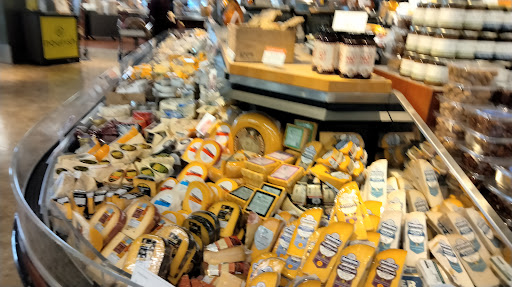 Grocery Store «Lunds & Byerlys Golden Valley», reviews and photos, 5725 Duluth St, Golden Valley, MN 55422, USA