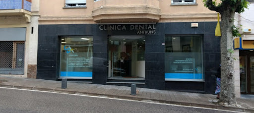 Clínica Dental Anfruns en Moià, Barcelona