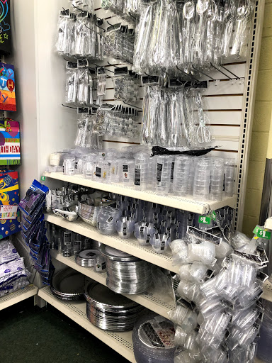 Dollar Store «Dollar Tree», reviews and photos, 2465 E Chapman Ave, Fullerton, CA 92831, USA