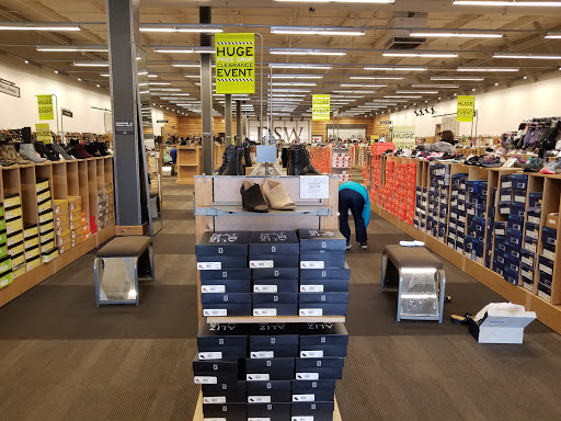 Shoe Store «DSW Designer Shoe Warehouse», reviews and photos, 7896 Dublin Blvd, Dublin, CA 94568, USA