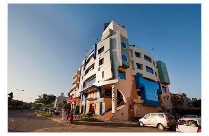 Hotel Shri Ram Excellency - 58, Residency Rd, Opp. Medical College, Sardarpura, Jodhpur, Rajasthan 342001, India