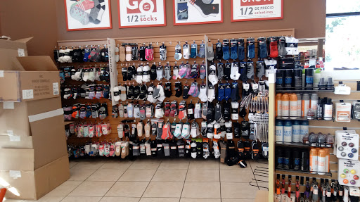Shoe Store «Famous Footwear», reviews and photos, 2810 W Monte Vista Ave, Turlock, CA 95380, USA