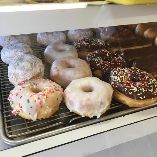Donut Shop «Donut Shop», reviews and photos, 1705 Woodward Ave, Muscle Shoals, AL 35661, USA