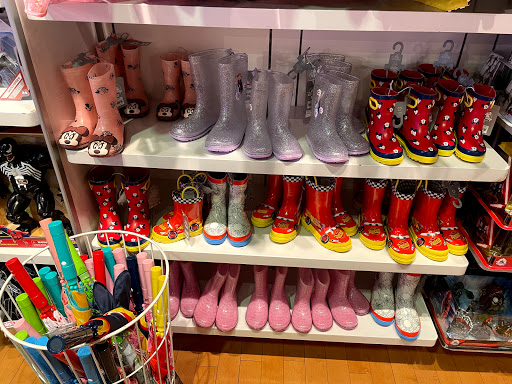 Toy Store «Disney Store», reviews and photos, 564 Great Northern Shop Center, North Olmsted, OH 44070, USA