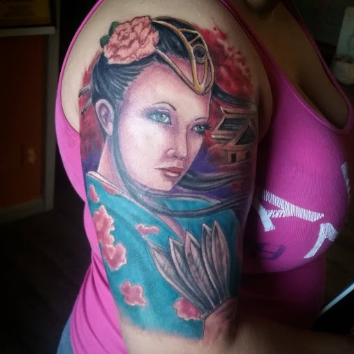 Tattoo Shop «Matryoshka Tattoo», reviews and photos, 902 N Kansas Ave, Topeka, KS 66608, USA