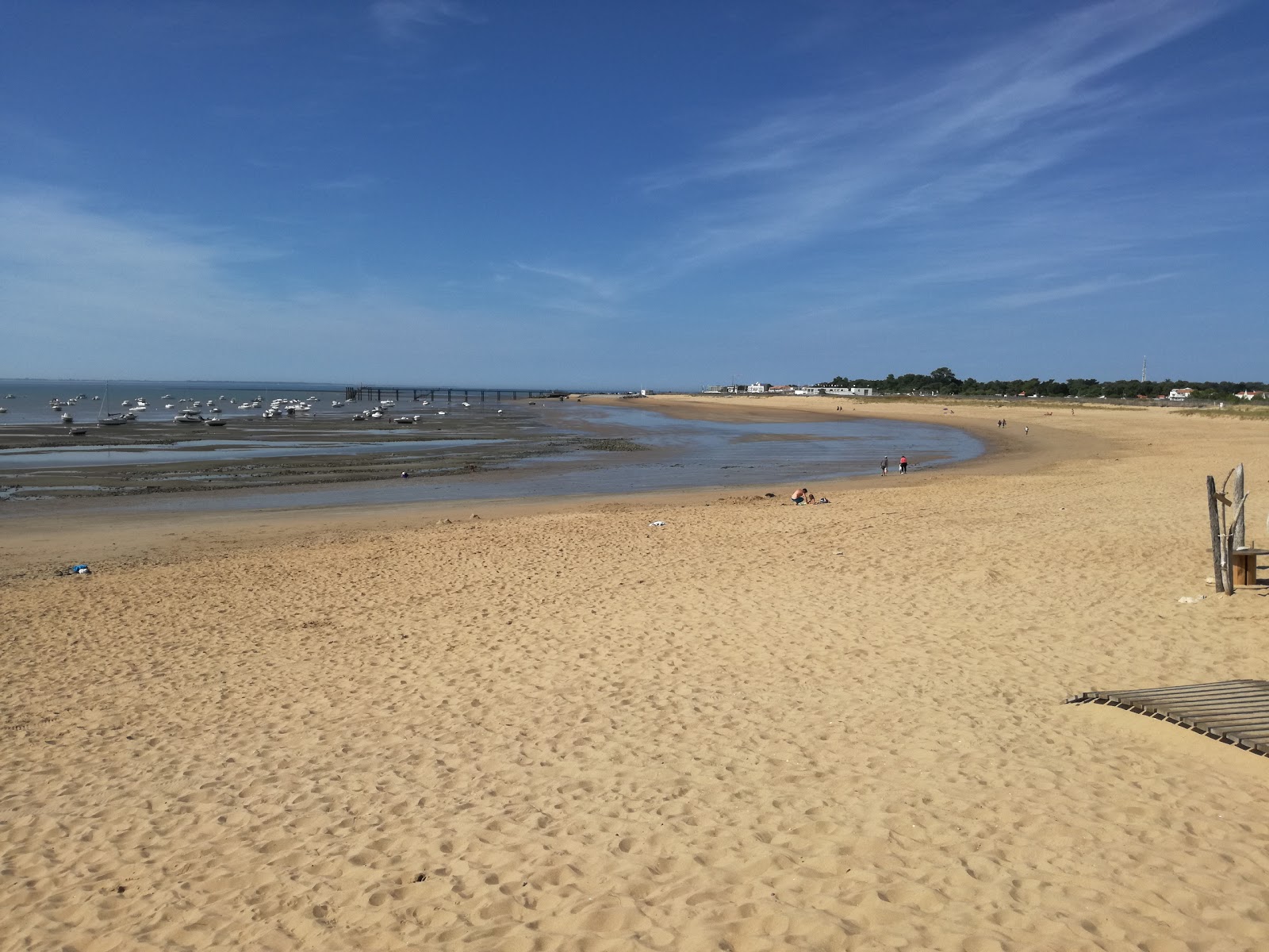 Clemenceau beach的照片 具有非常干净级别的清洁度