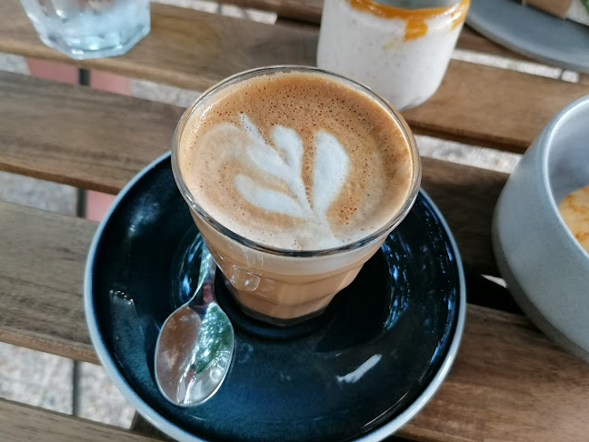 Értékelések erről a helyről: KÚTHÁZ Újhullámos kávékortyoló, Gödöllő - Kávézó