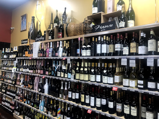Liquor Store «Pour Vous Wine Spirits & Beer», reviews and photos, 263 Indian Lake Blvd, Hendersonville, TN 37075, USA