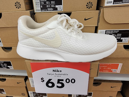 Shoe Store «Shoe Carnival», reviews and photos, 511 S Plano Rd, Richardson, TX 75081, USA