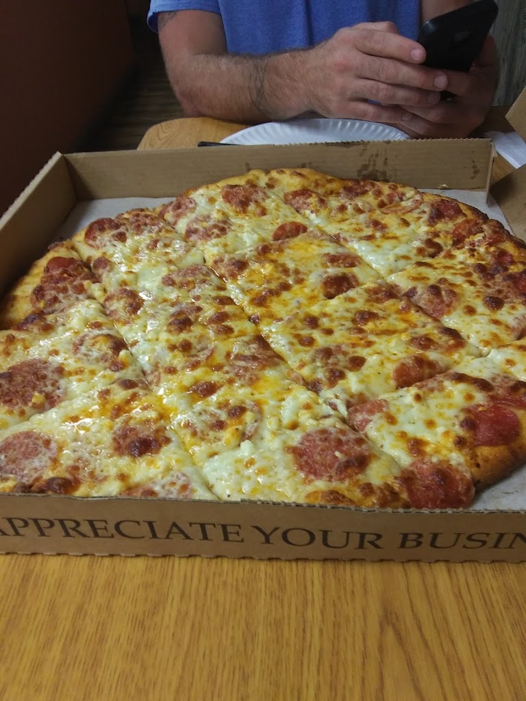 Log Cabin Pizza 56438