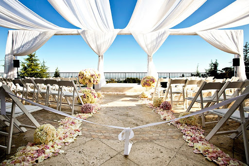 Florist «Empty Vase Florist», reviews and photos, 9033 California Route 2, Los Angeles, CA 90069, USA