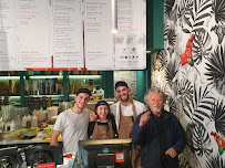 Base V Juicery Healthy food Juice & Smoothie store à Florence menu