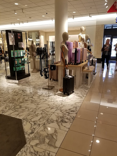 Department Store «Nordstrom Waterside», reviews and photos, 5489 Tamiami Trail N, Naples, FL 34108, USA