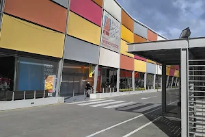 Braga Retail Center image