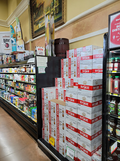 Grocery Store «Shop & Save Market», reviews and photos, 518 Metropolitan Way, Des Plaines, IL 60016, USA