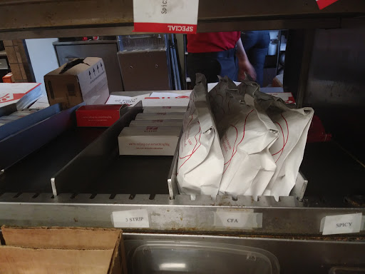 Fast Food Restaurant «Chick-fil-A», reviews and photos, 461 Clairton Blvd, Pleasant Hills, PA 15236, USA