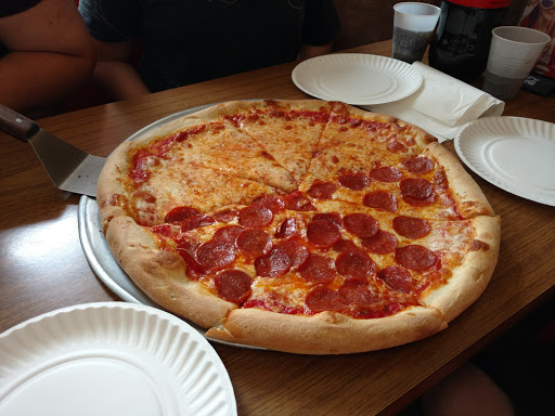 Pizza Restaurant «Pizza Corner», reviews and photos, 2799 NY-112, Medford, NY 11763, USA