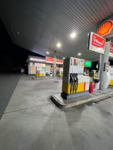 Kommentare und Rezensionen über Migrol Service avec carburants Shell