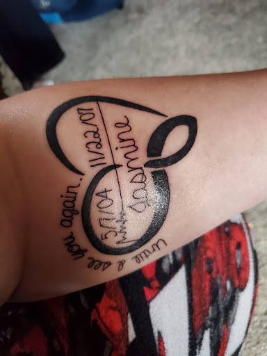 Tattoo Shop «Angel Rose Tattoo», reviews and photos, 2804 1st Ave E, Hibbing, MN 55746, USA