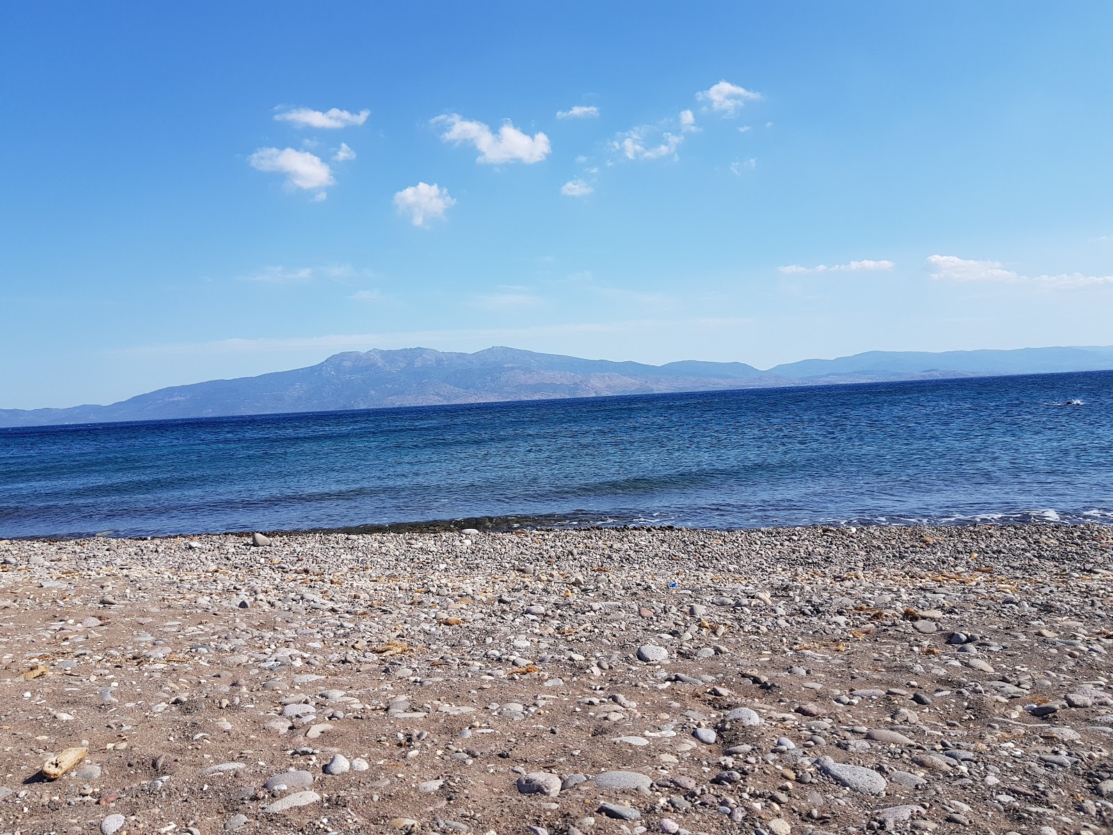 Foto av Karadiken beach med lätt sten yta