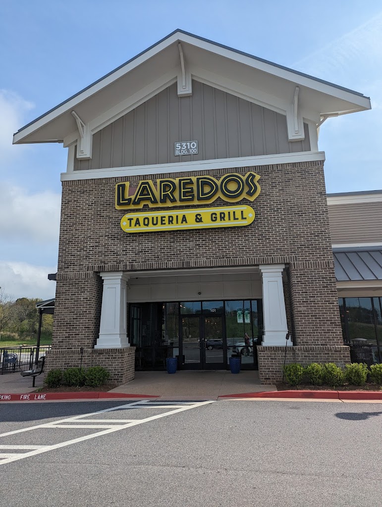 Laredos Taqueria & Grill 30028