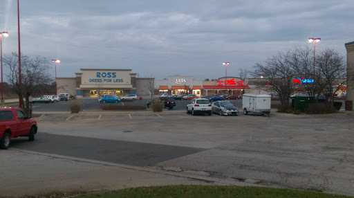 Clothing Store «Ross Dress for Less», reviews and photos, 2805 Plainfield Rd, Joliet, IL 60435, USA