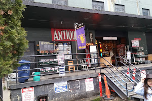 Seattle Antiques Market