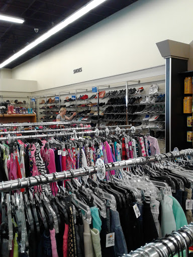 Thrift Store «South Tacoma Goodwill», reviews and photos, 8025 S Hosmer St, Tacoma, WA 98408, USA