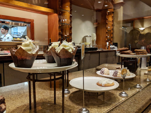 Department Store «Nordstrom MacArthur Center», reviews and photos, 301 Cumberland St, Norfolk, VA 23510, USA