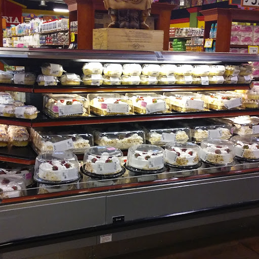 Grocery Store «Vista Central Market», reviews and photos, 2231 N Zaragoza Rd, El Paso, TX 79938, USA