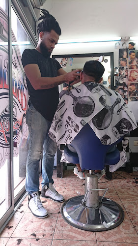 Opiniones de Dominican Barber Shop en La Libertad - Peluquería