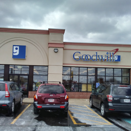 Thrift Store «Goodwill», reviews and photos, 709 Canton Rd NW, Carrollton, OH 44615, USA