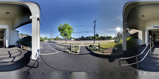 Jewelry Store «IMG Jewelers - Diamond Jewelry Store», reviews and photos, 5470 Mayfield Rd, Lyndhurst, OH 44124, USA